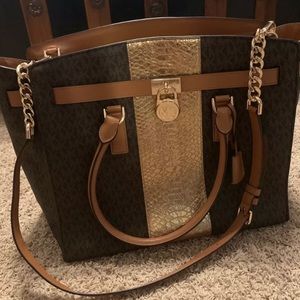 Michael Kors large shoulder and handbag separate